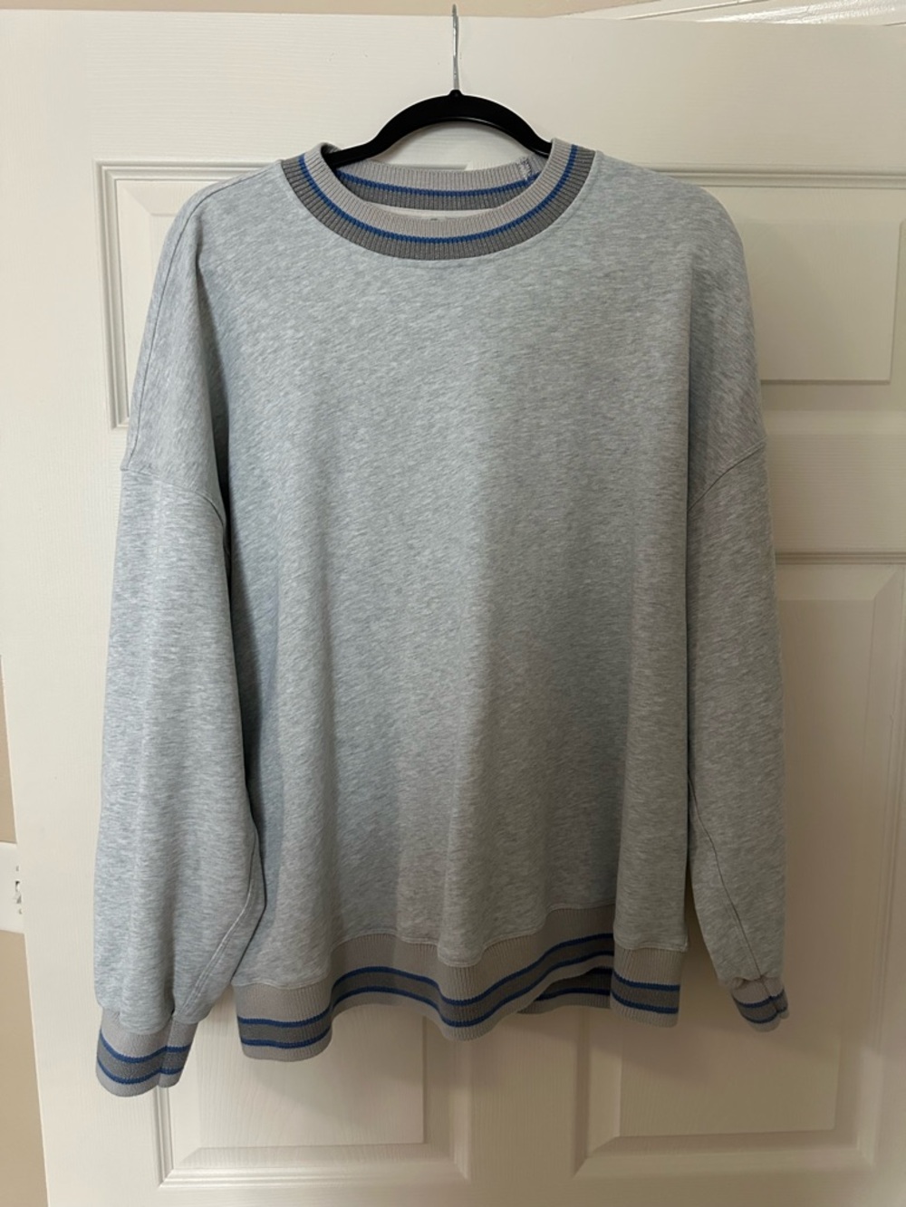 lululemon athletica Light Gray Crewneck with Blue Stripe